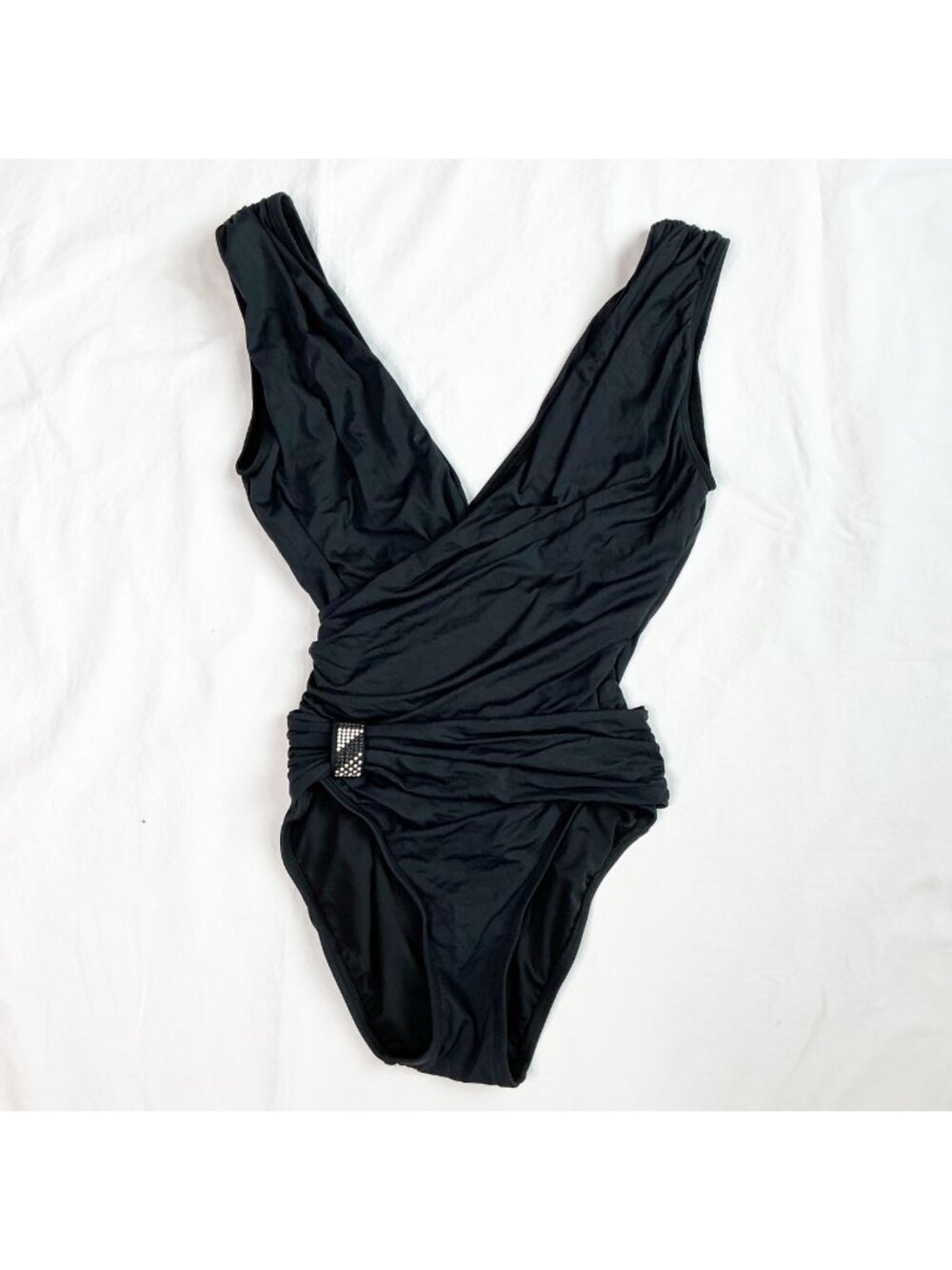 Vince Camuto Womens Black One-Piece Swimsuit With Ruched Front Size 6